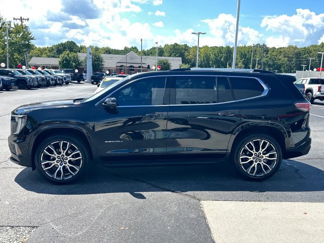 Used 2026 GMC Acadia Denali Ultimate w/ LPO, Floor Liner Package AWD/4WD image 8