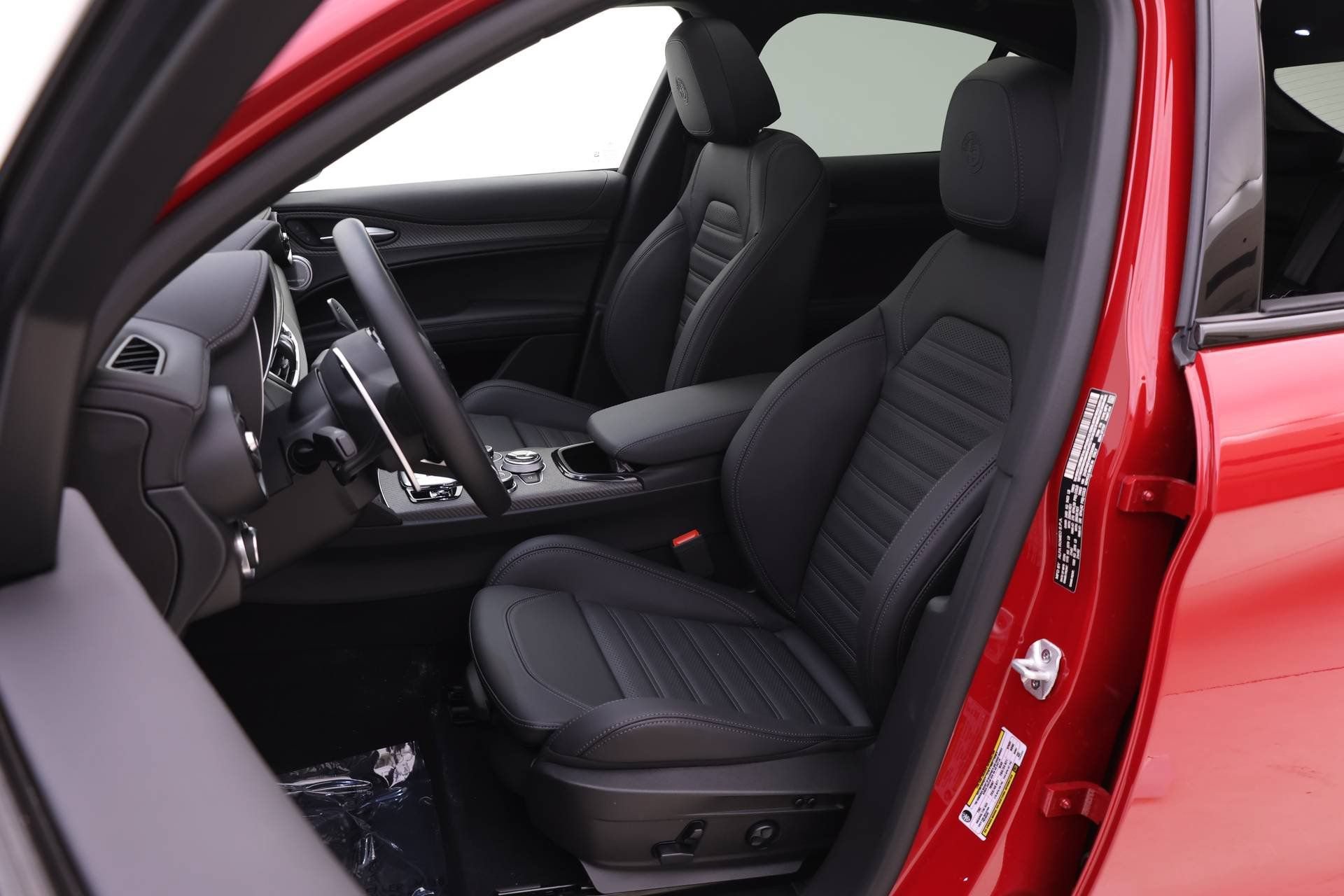 New 2024 Alfa Romeo Stelvio Quadrifoglio AWD/4WD image 7