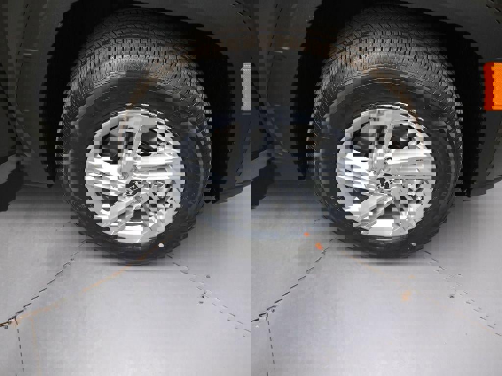 New 2026 Hyundai Tucson SE image 33