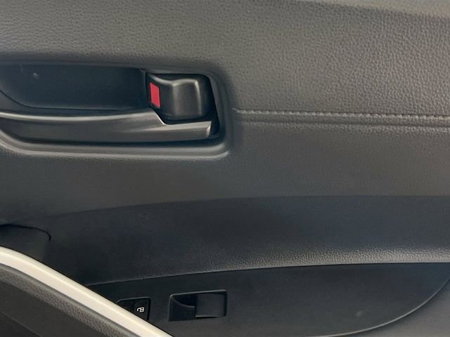 New 2026 Toyota Corolla Cross LE FWD image 28