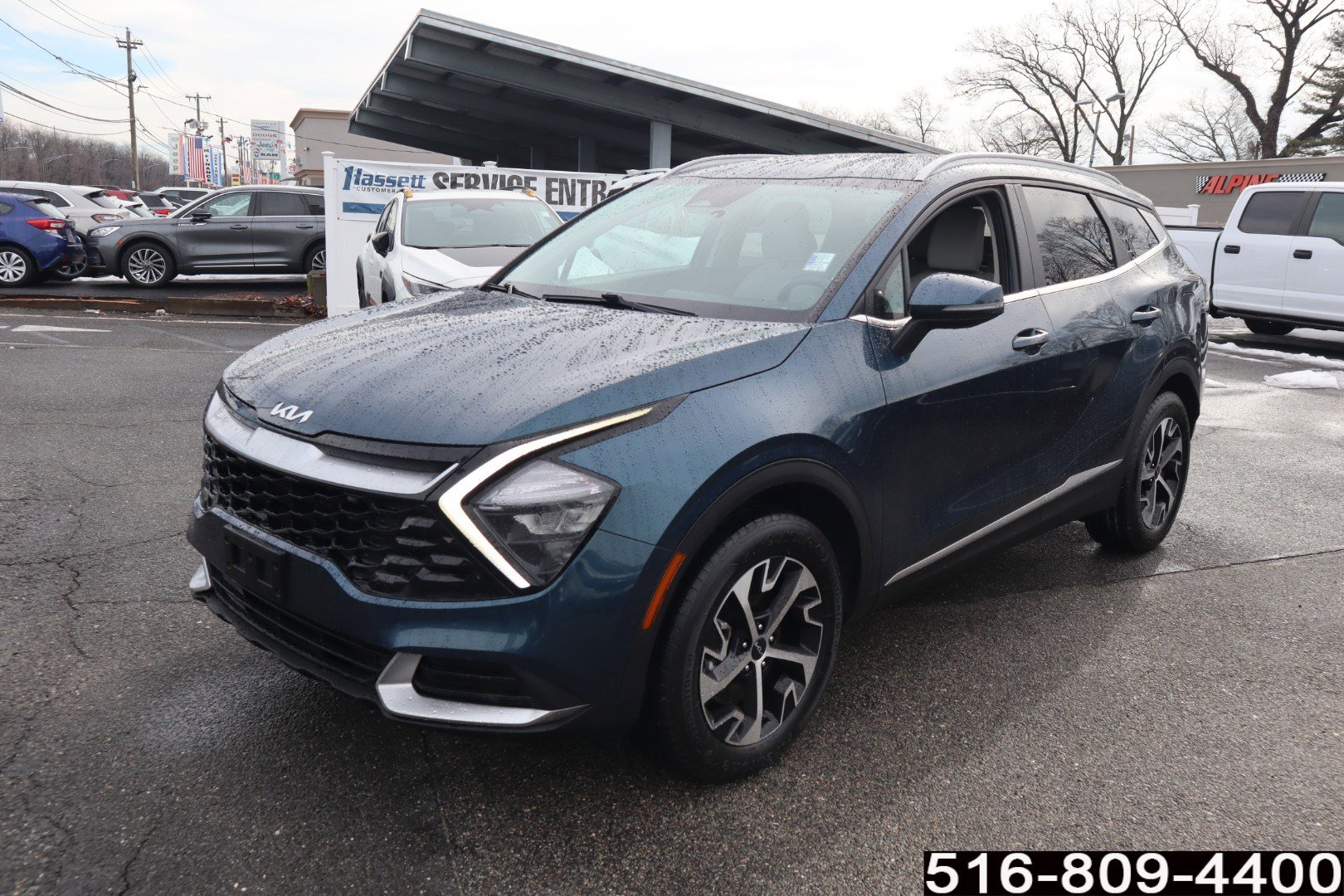 Used 2023 Kia Sportage EX image 8