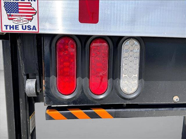 Used 2024 Chevrolet Low Cab Forward RWD image 26