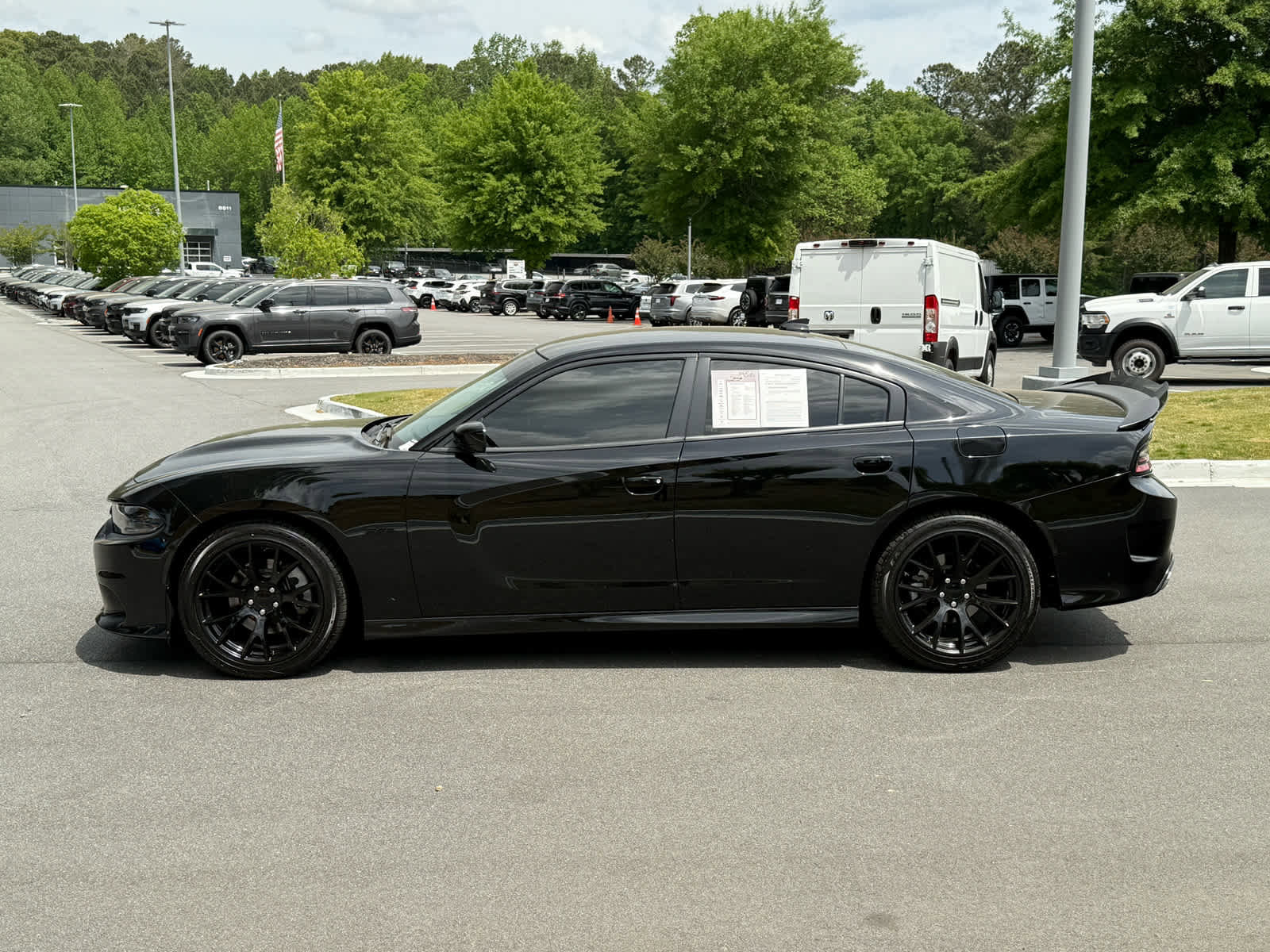 Used 2023 Dodge Charger R/T w/ Blacktop Package image 16