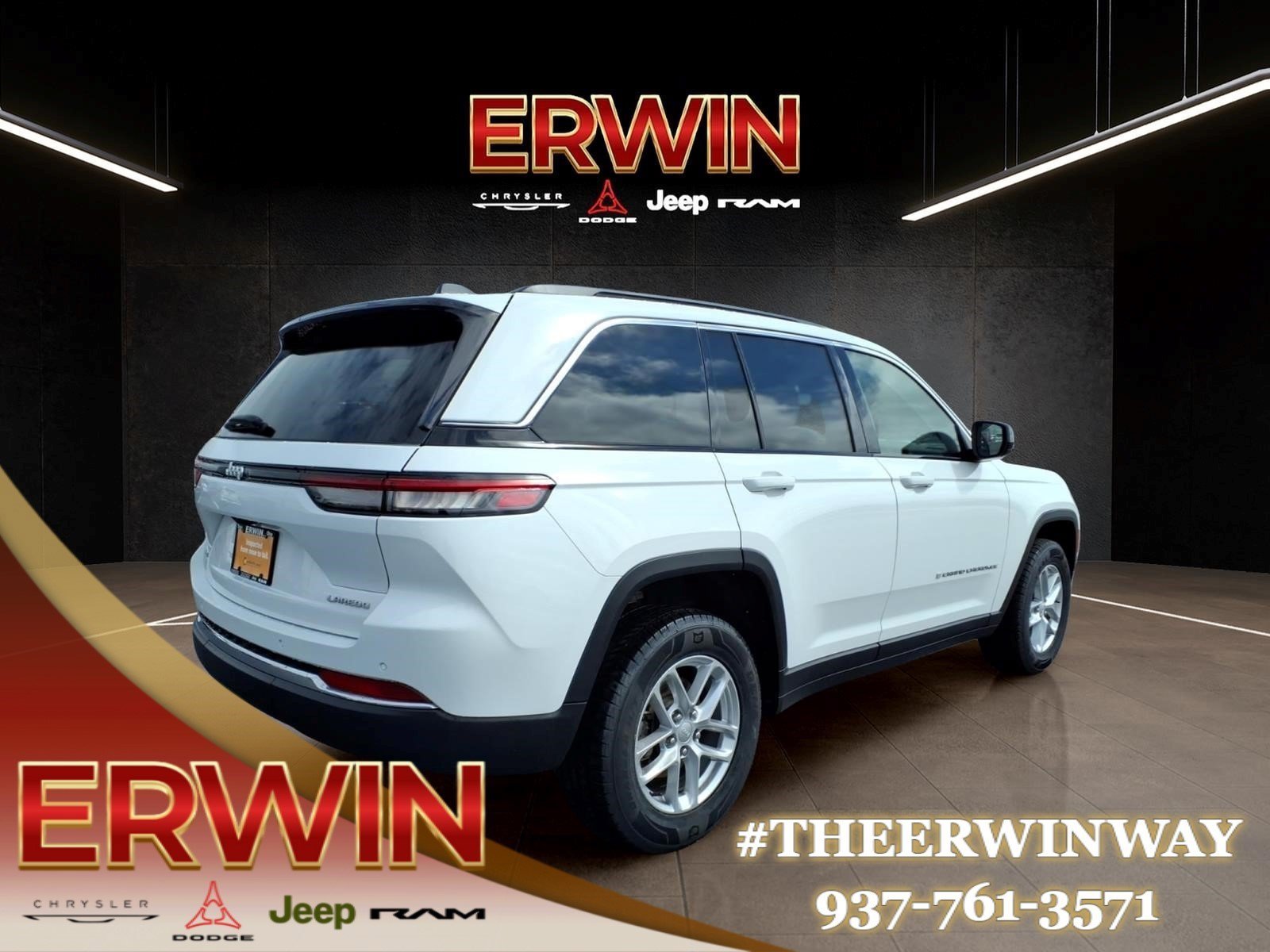 Certified 2024 Jeep Grand Cherokee Laredo X w/ Luxury Tech Group I AWD/4WD image 7
