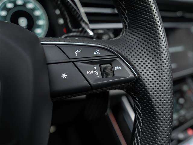 Used 2024 Audi SQ8 Prestige AWD/4WD image 23