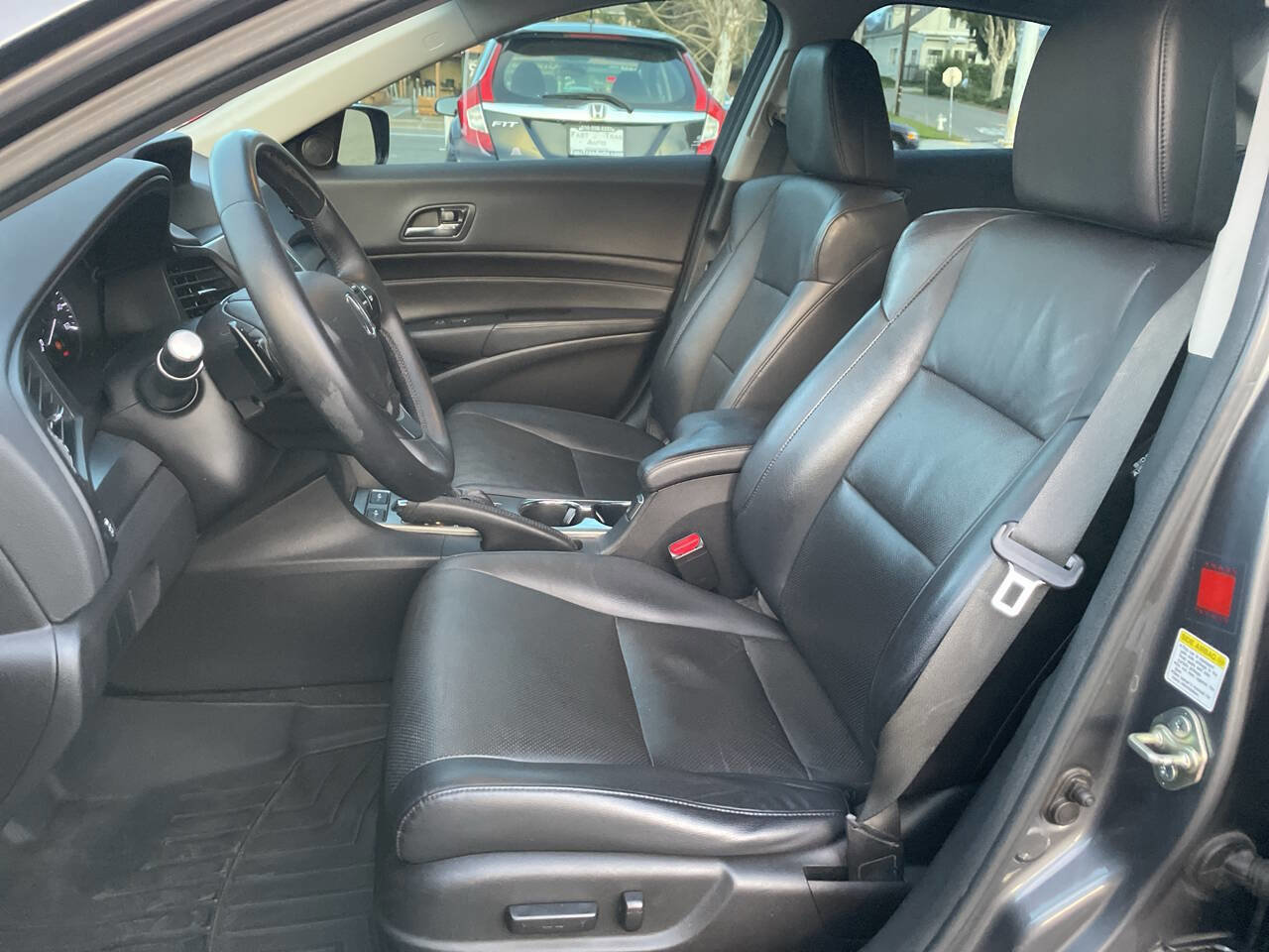 Used 2014 Acura ILX w/ Technology Package image 8