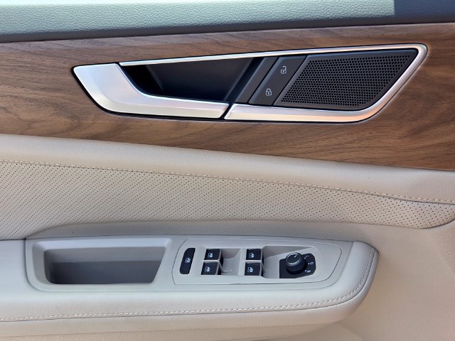 New 2026 Volkswagen Atlas SE FWD image 29