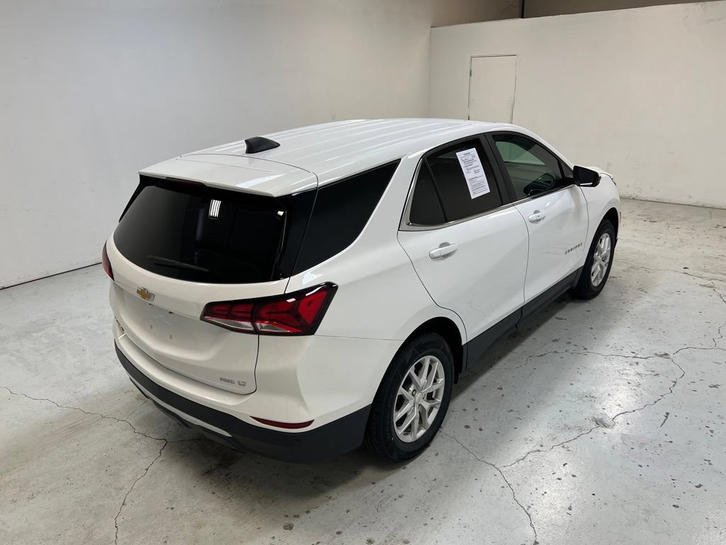 Used 2022 Chevrolet Equinox LT AWD/4WD image 3