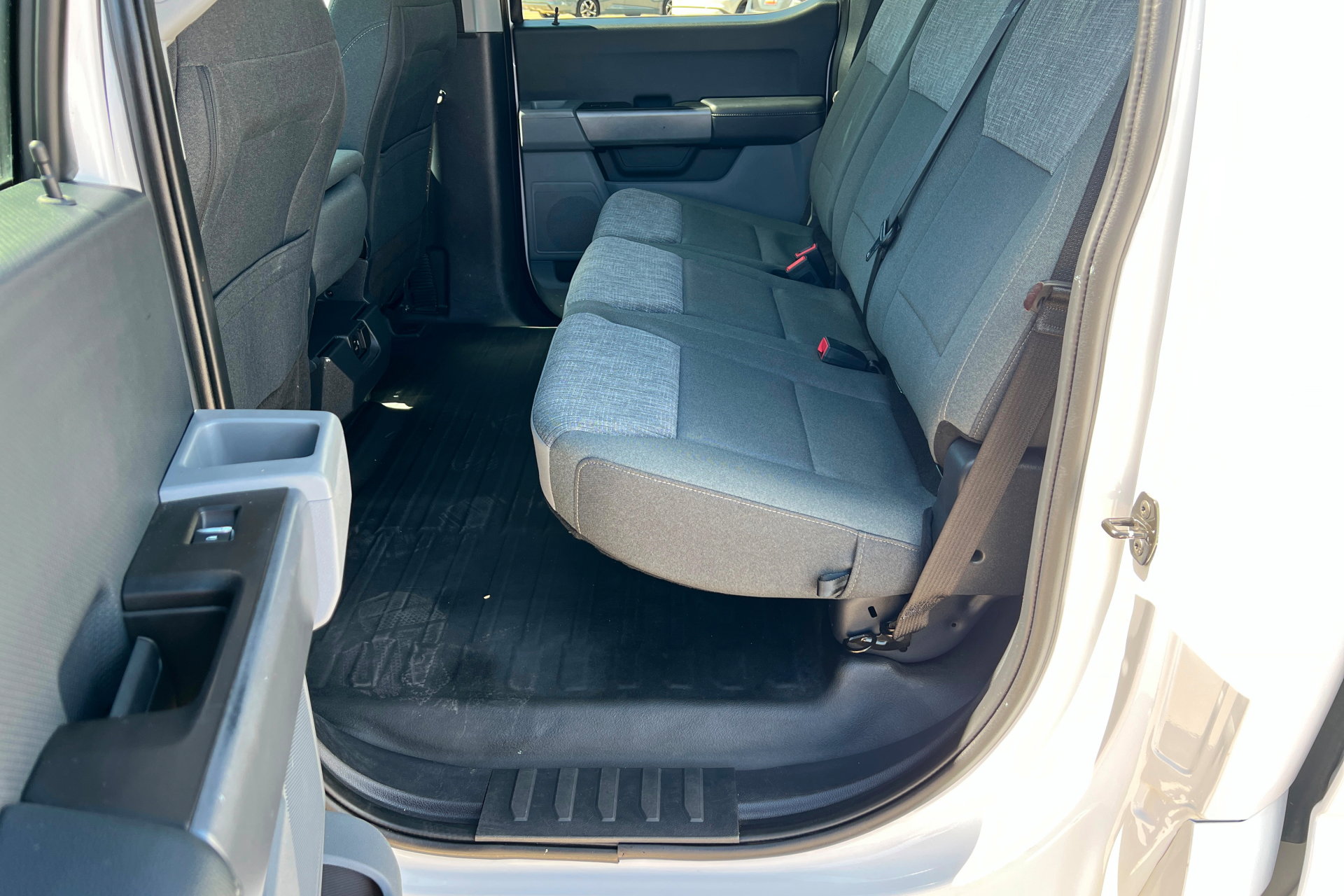 Used 2022 Ford F150 XLT w/ Trailer Tow Package image 21