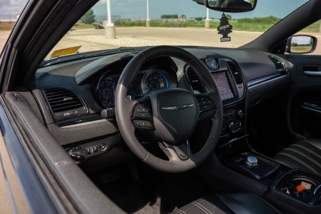 Used 2023 Chrysler 300 S RWD image 13