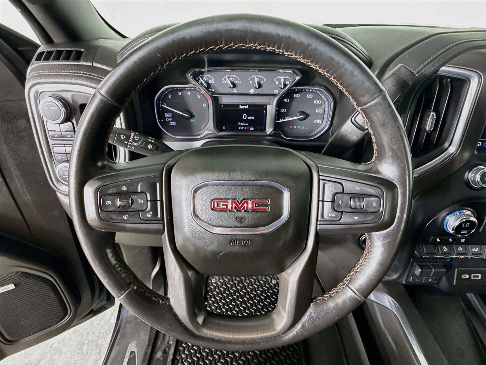 Used 2021 GMC Sierra 1500 AT4 w/ AT4 Preferred Package AWD/4WD image 13