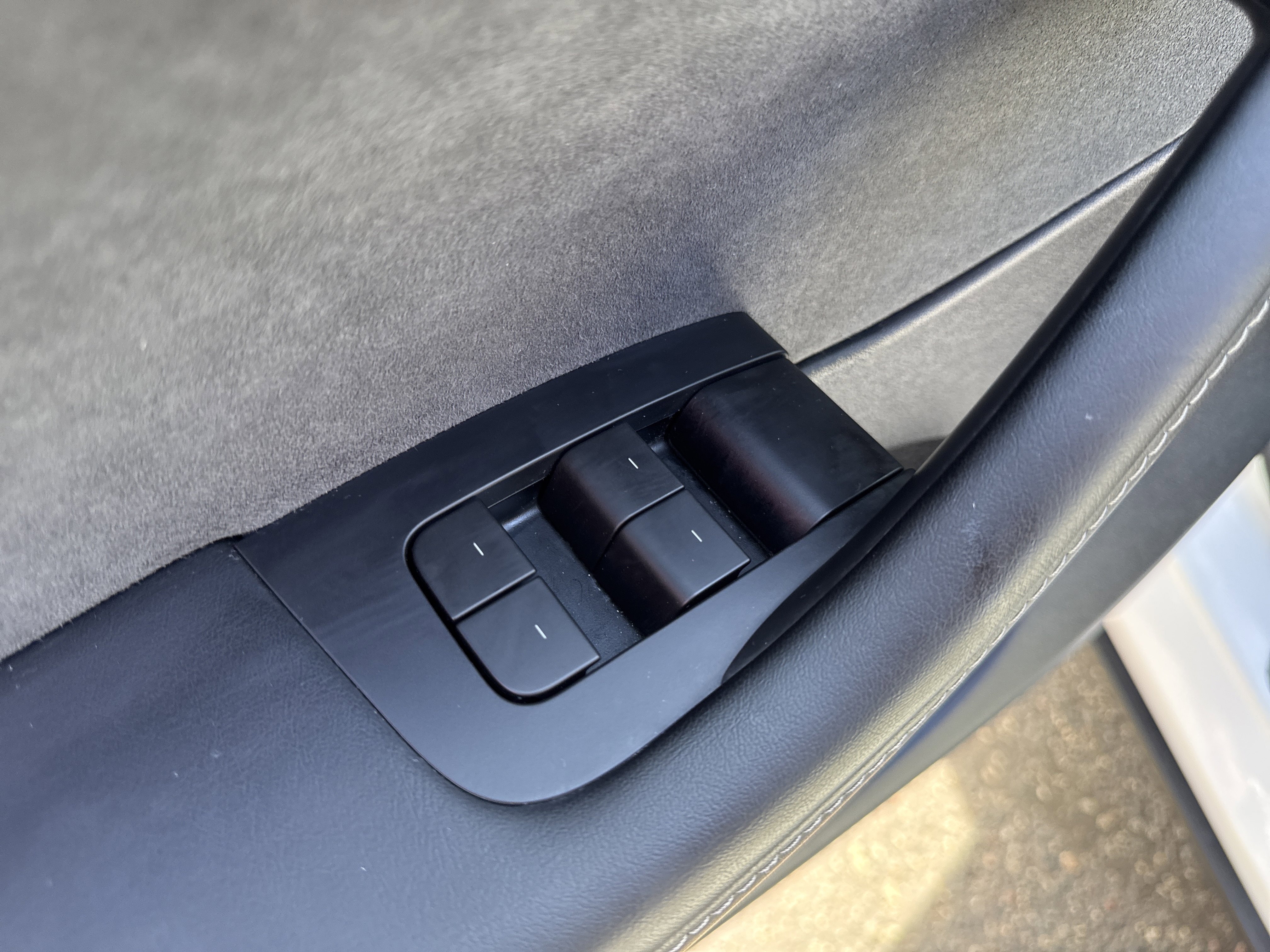 Used 2023 Tesla Model Y Long Range image 13