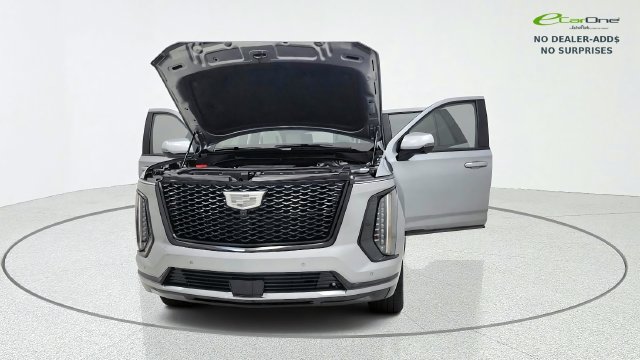 Used 2026 Cadillac Escalade Platinum Sport w/ LPO, ONYX Package AWD/4WD image 14