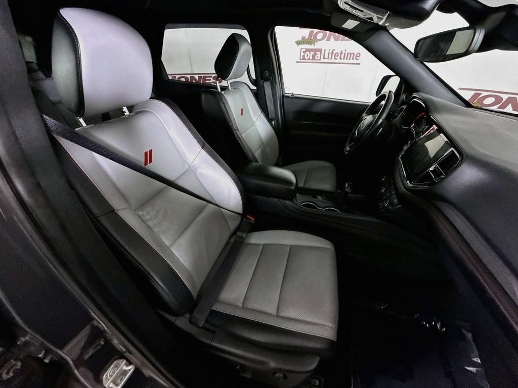 Used 2023 Dodge Durango R/T w/ Tow 'N Go Package AWD/4WD image 35