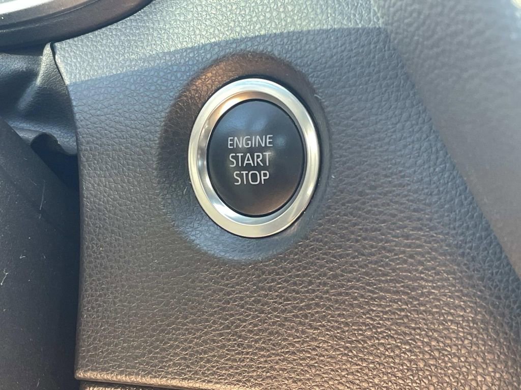 Used 2025 Toyota Corolla XSE image 24