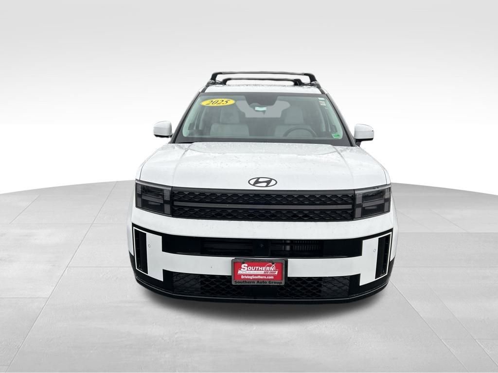 Certified 2025 Hyundai Santa Fe Calligraphy image 9