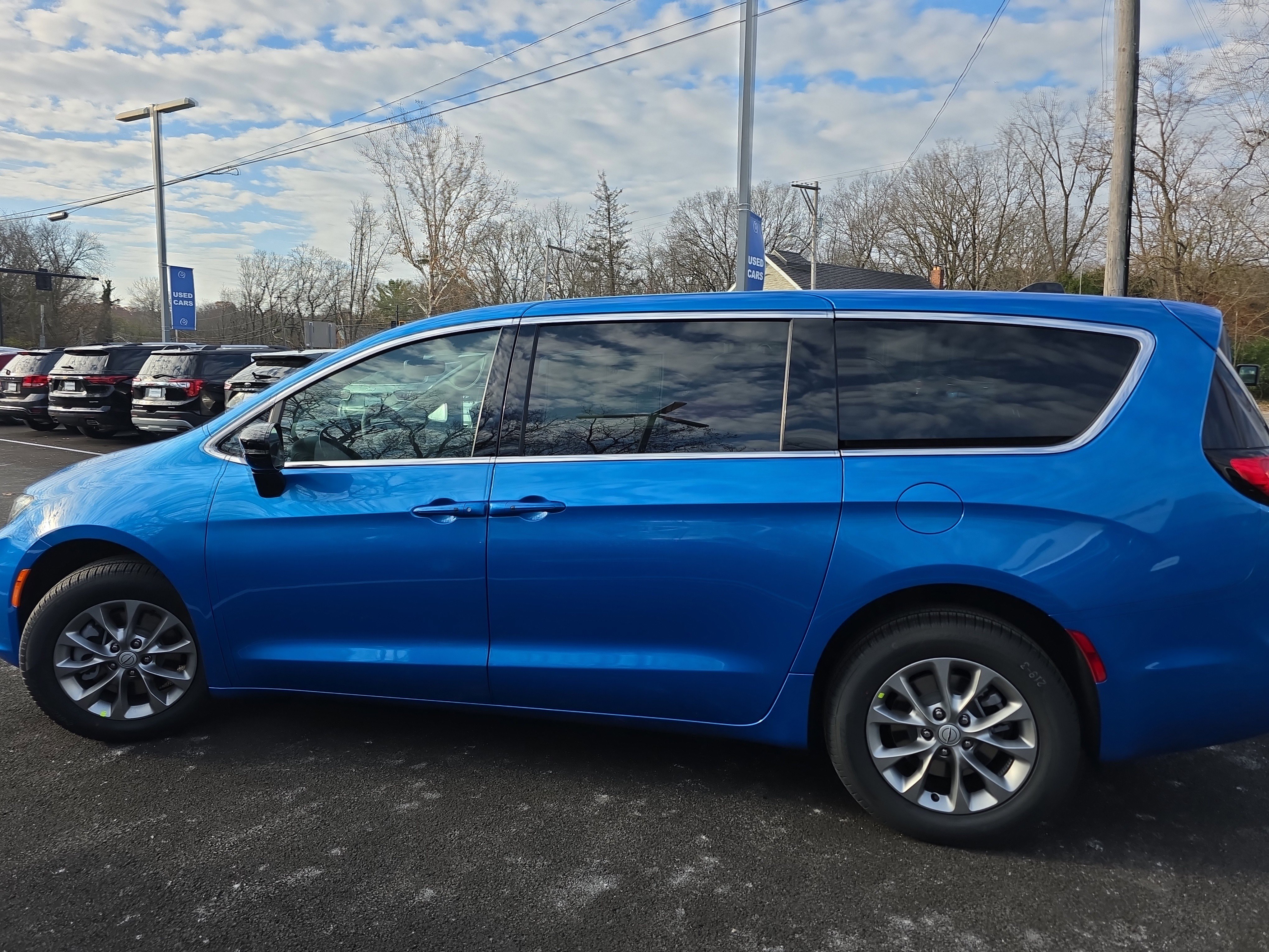 New 2026 Chrysler Pacifica Select image 22
