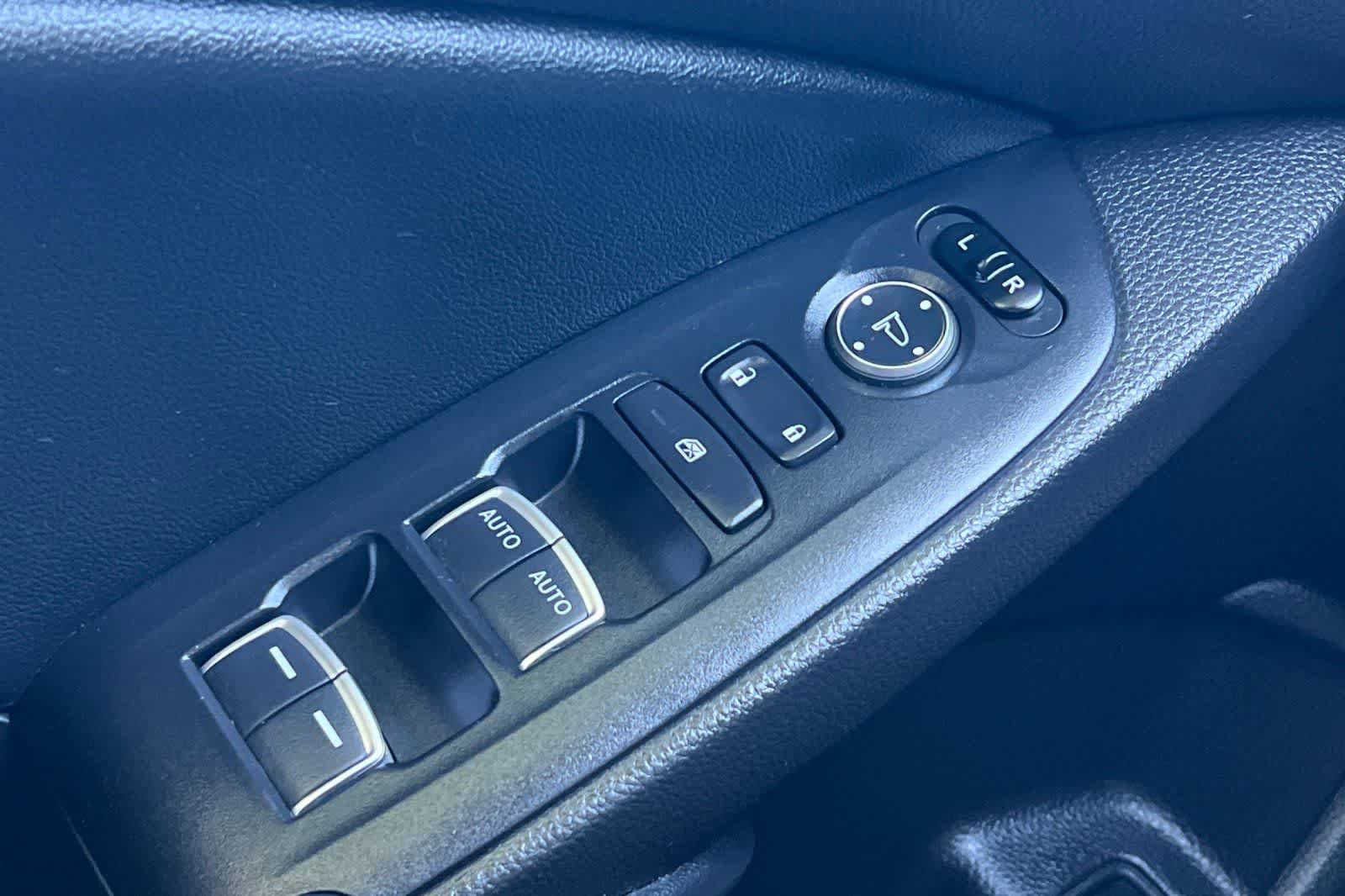 Used 2021 Honda Accord Sport image 14