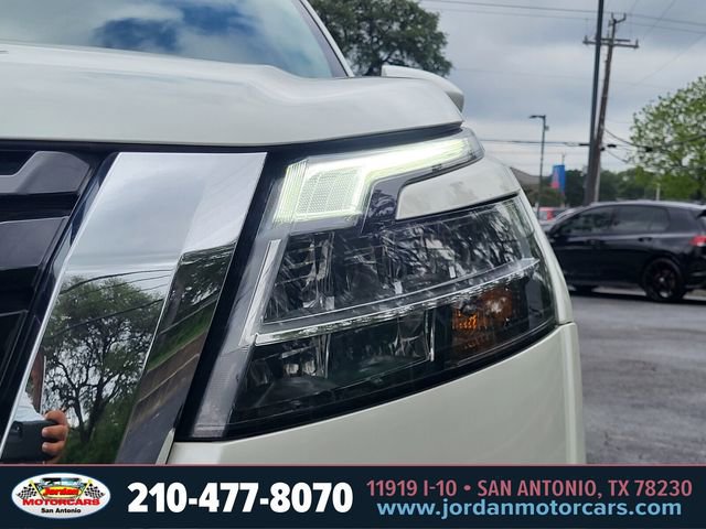 Used 2023 Nissan Pathfinder SL FWD image 10