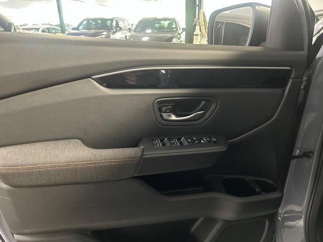 Used 2026 Honda Pilot Sport image 20