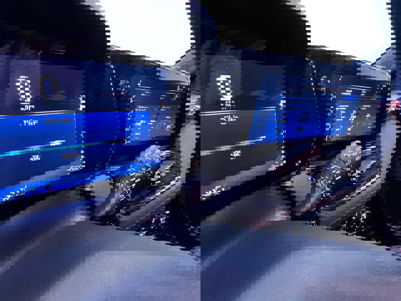 Used 2024 Chevrolet TrailBlazer RS w/ Convenience Package image 20