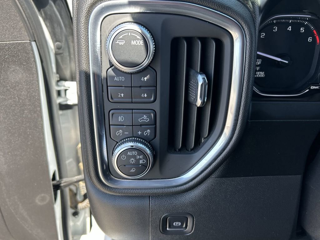Used 2020 GMC Sierra 1500 AT4 AWD/4WD image 18