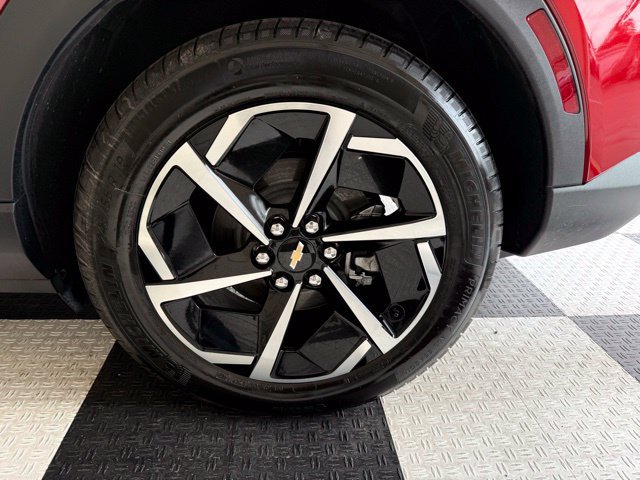 New 2026 Chevrolet Equinox EV LT AWD/4WD image 12