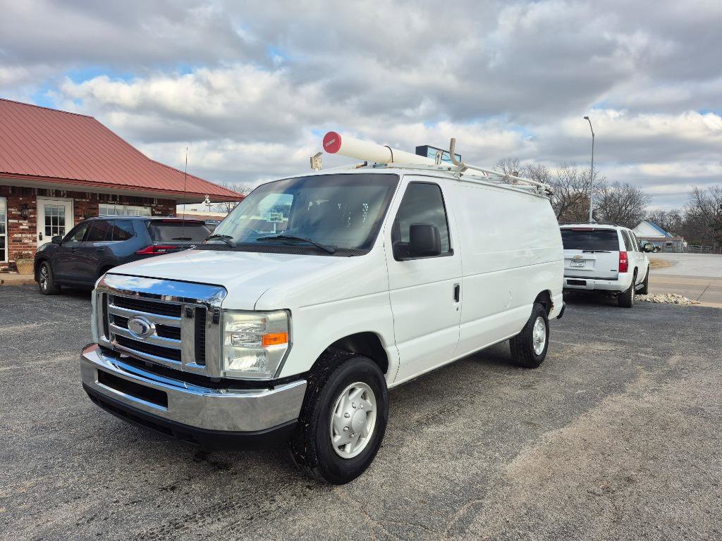Used 2014 Ford E-250 and Econoline 250 w/ Power Group RWD image 1
