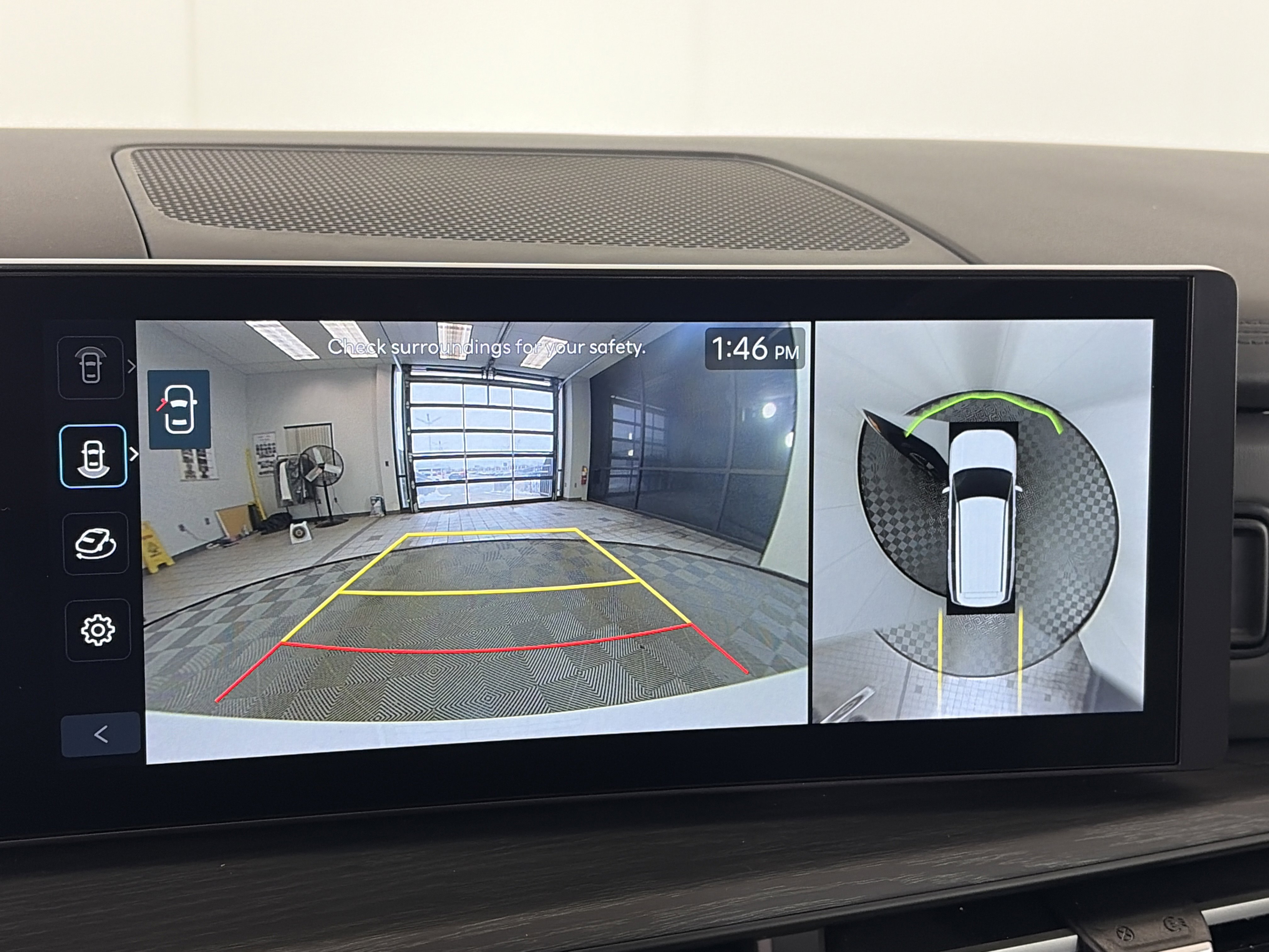 Used 2025 Hyundai Santa Fe Limited image 22