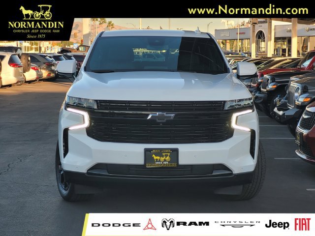 Used 2023 Chevrolet Tahoe RST w/ RST Performance Edition AWD/4WD image 2