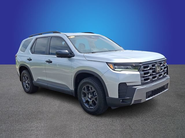 Used 2026 Honda Pilot TrailSport image 2