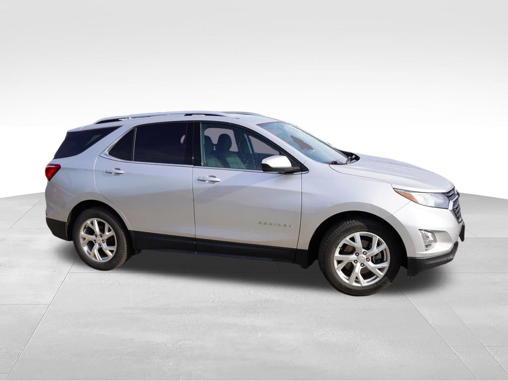 Used 2020 Chevrolet Equinox LT AWD/4WD image 2