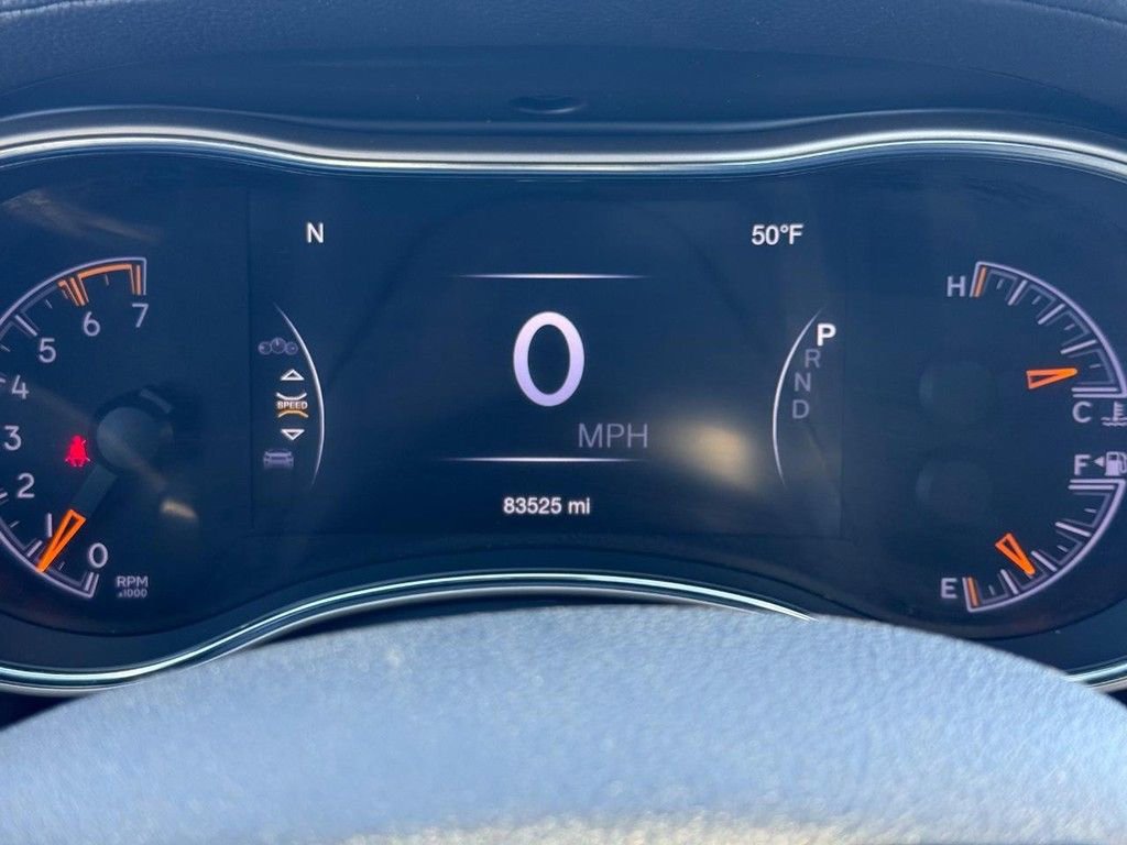 Used 2017 Jeep Grand Cherokee Overland image 25