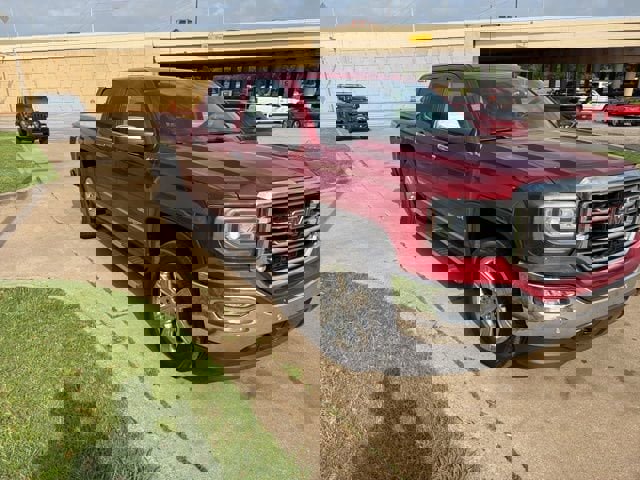 Used 2018 GMC Sierra 1500 SLT AWD/4WD image 1