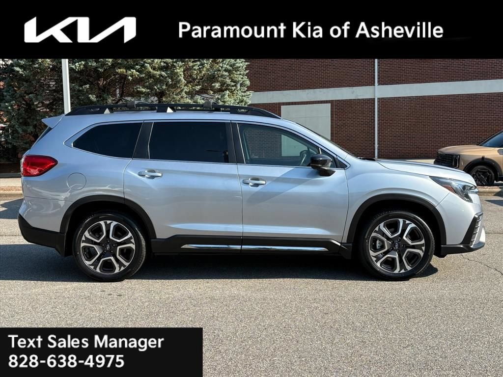 Used 2024 Subaru Ascent Limited w/ Technology Package AWD/4WD image 6