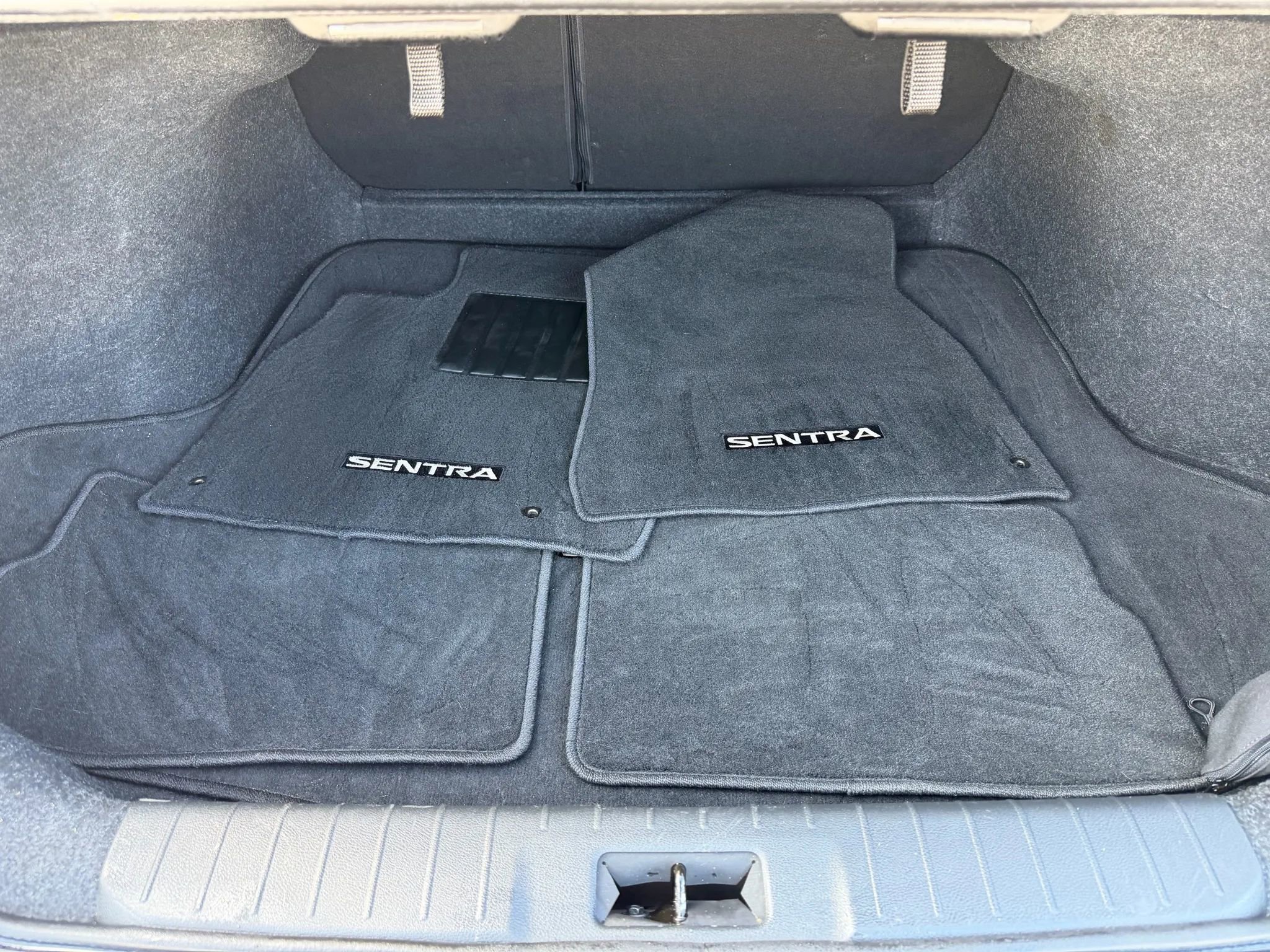 Used 2022 Nissan Sentra SV w/ Trunk Package image 25