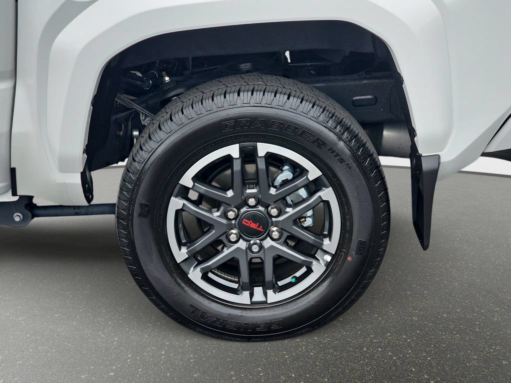 Used 2025 Toyota Tacoma TRD Sport AWD/4WD image 35