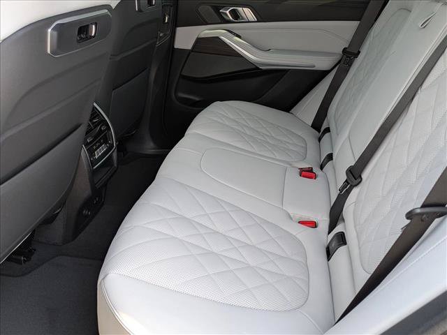 New 2026 BMW X5 xDrive40i AWD/4WD image 17