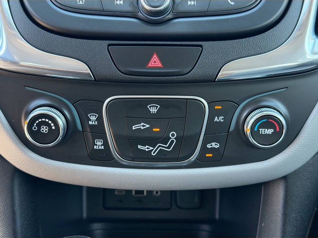 Used 2020 Chevrolet Equinox LS w/ LS Convenience Package image 31