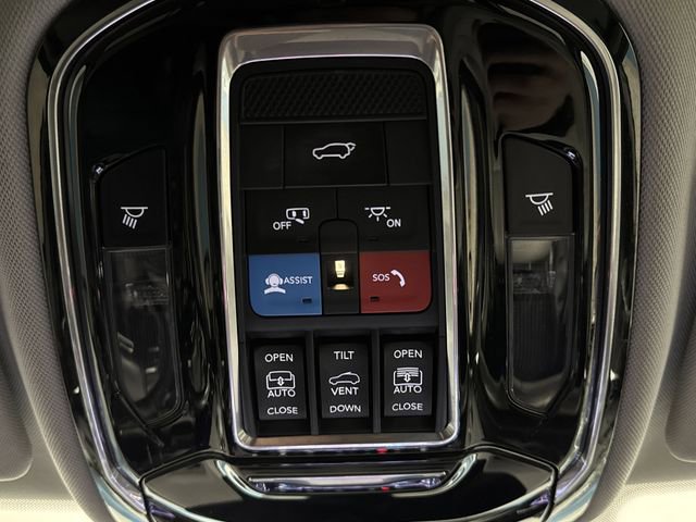 Used 2021 Jeep Grand Cherokee L Overland w/ Advanced Protech Group III image 28