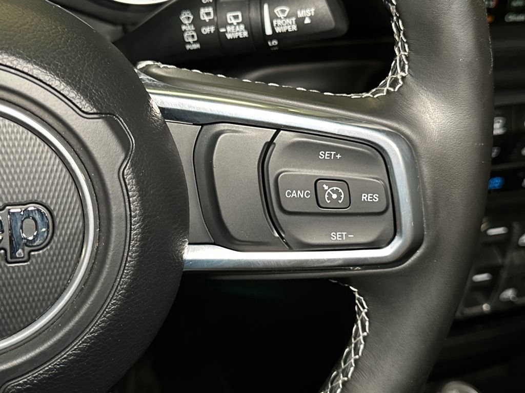 Used 2023 Jeep Wrangler Unlimited Sahara w/ Cold Weather Group AWD/4WD image 23
