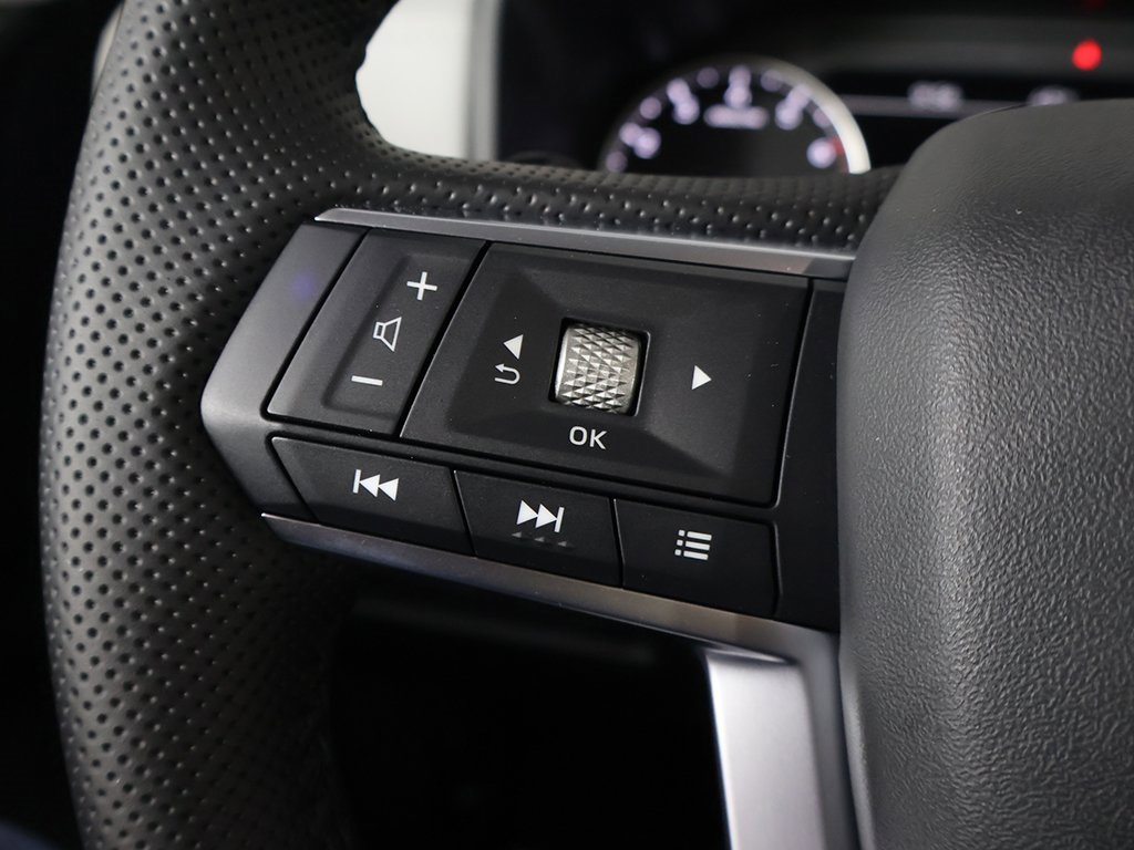 New 2025 Mitsubishi Outlander SE image 42