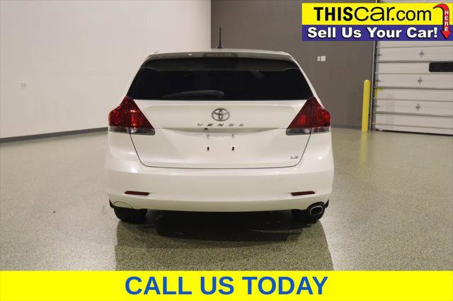 Used 2015 Toyota Venza LE FWD image 6