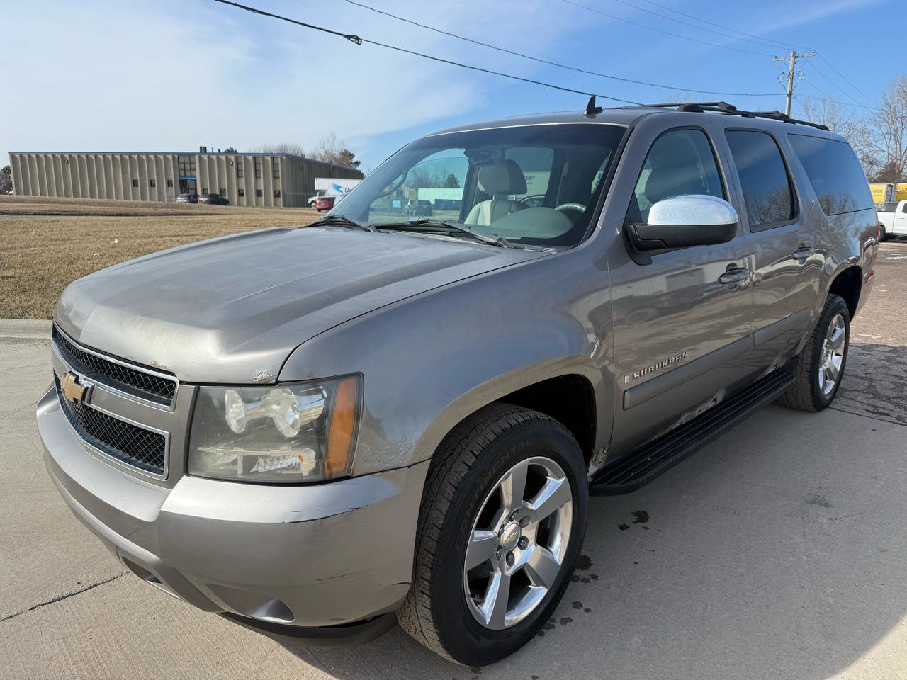 Used 2007 Chevrolet Suburban LT w/ LT Preferred Equipment Group image 1