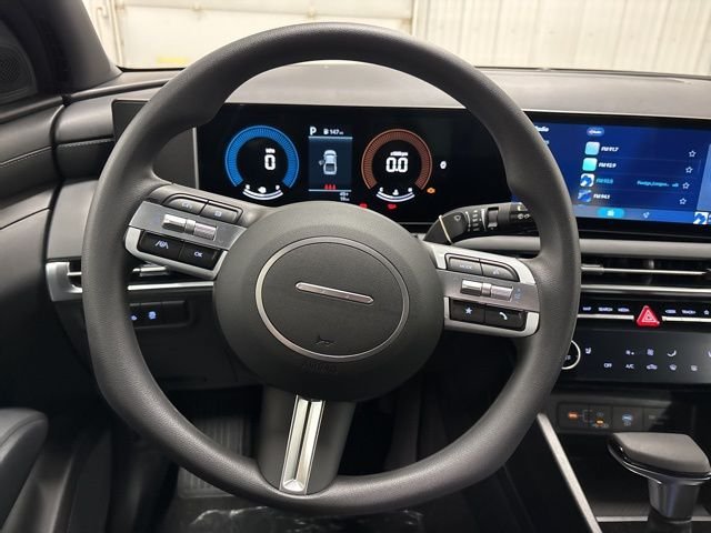 Used 2026 Hyundai Santa Cruz SEL AWD/4WD image 10