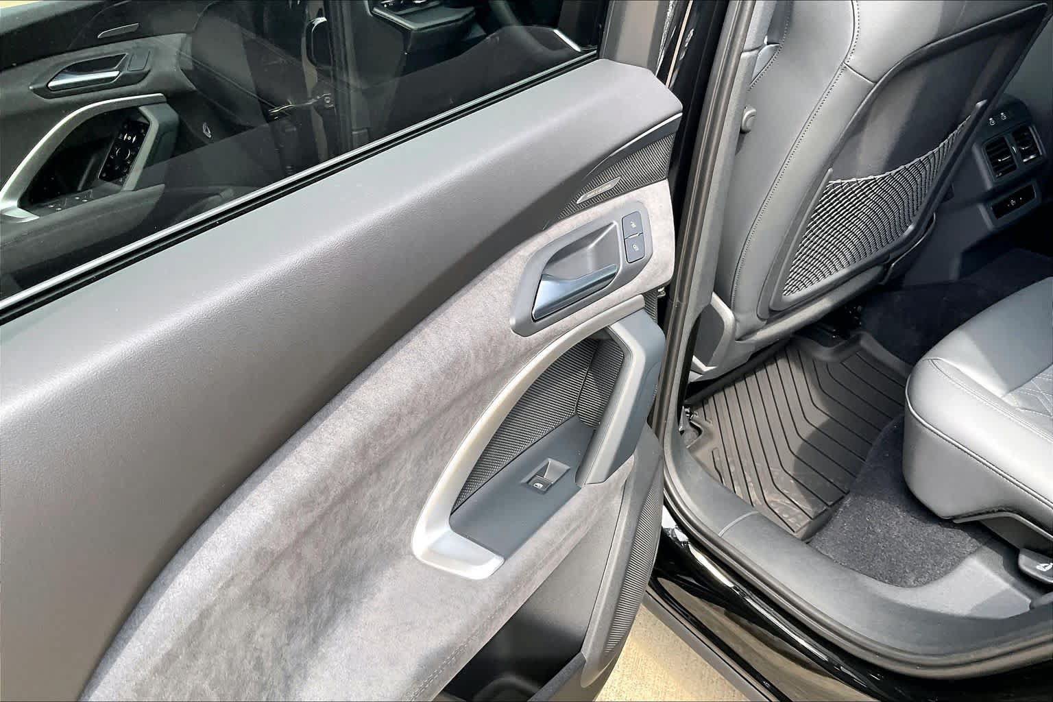 New 2026 Audi SQ5 Premium Plus AWD/4WD image 18