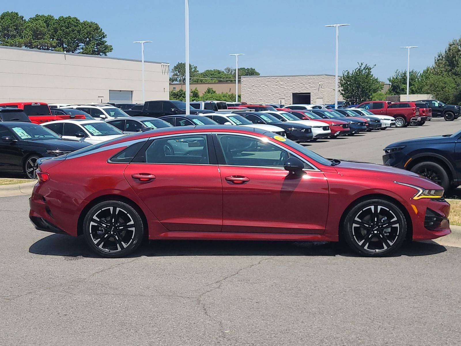 Used 2022 Kia K5 GT-Line w/ GT-Line Awd Premium Package image 2