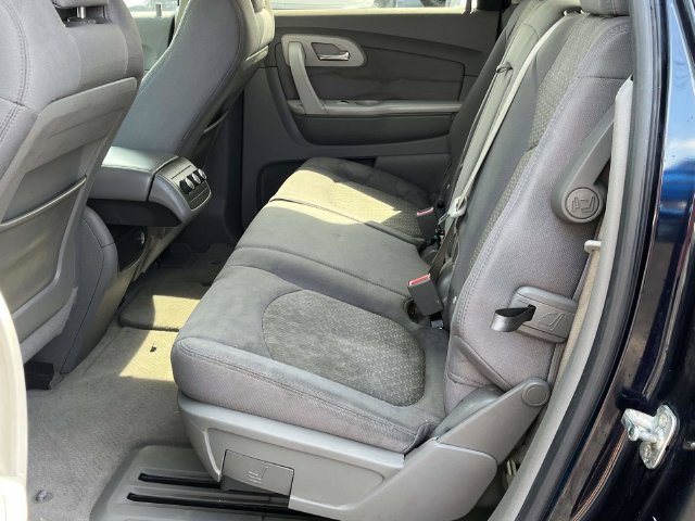 Used 2011 Chevrolet Traverse LS FWD image 15