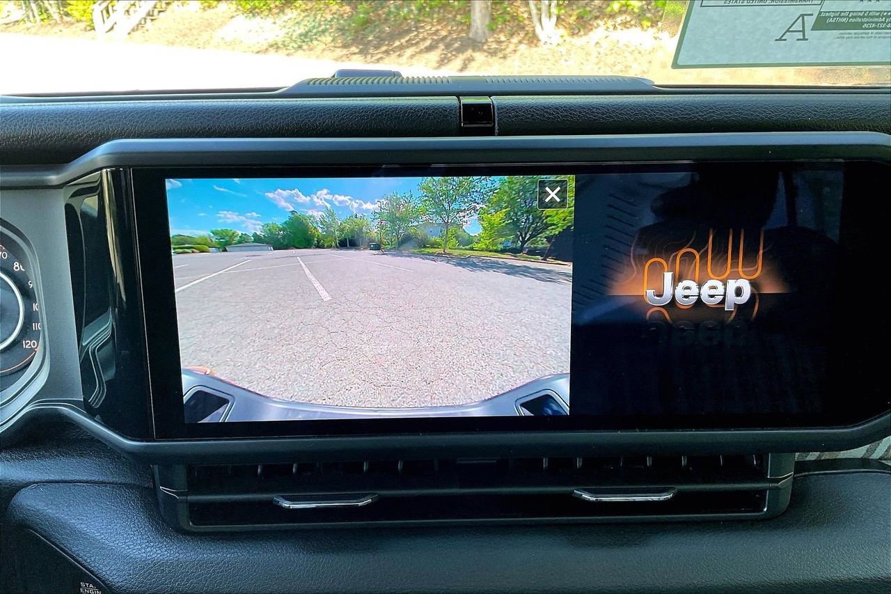 New 2026 Jeep Gladiator Sport AWD/4WD image 14