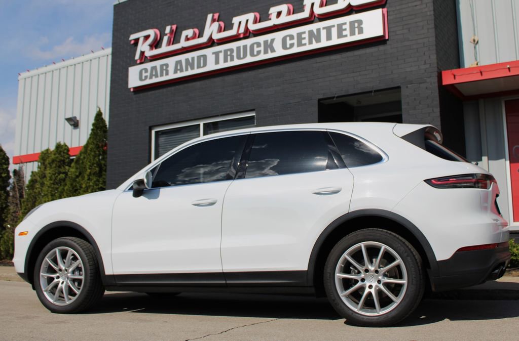 Used 2019 Porsche Cayenne image 2